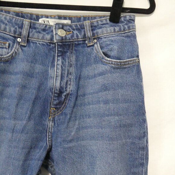 ZARA | size 4 | Classic Blue Washed Denim Jeans - Picture 5 of 16